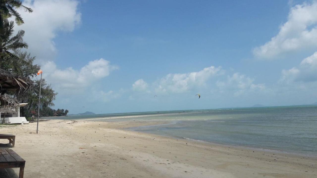 Baan Kai Hostel Baan Khai Esterno foto